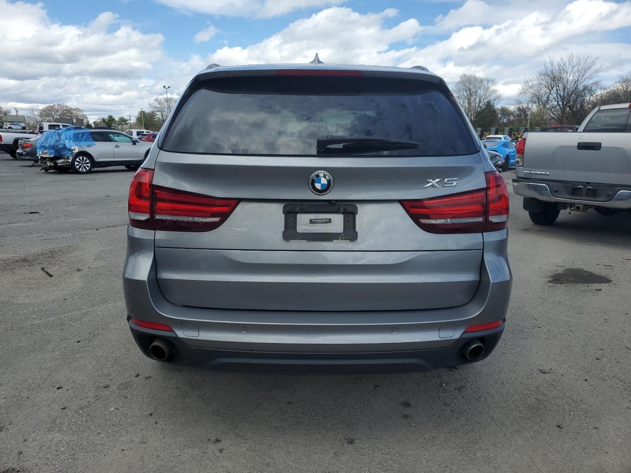 Photo 5 VIN: 5UXKR0C54F0P15201 - BMW X5 