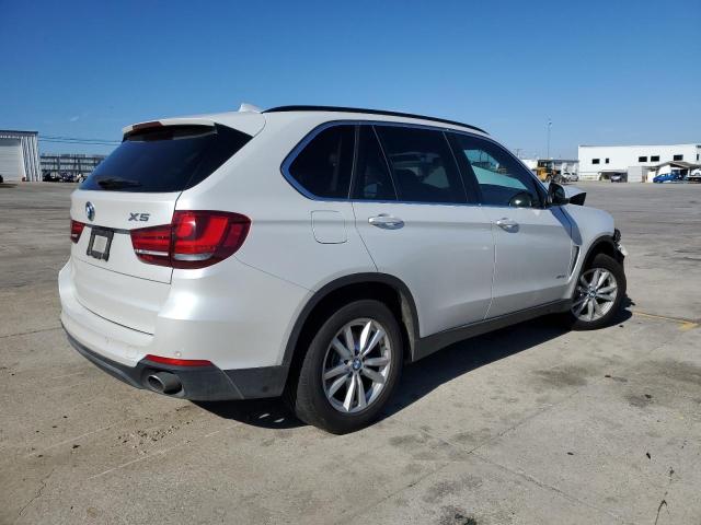 Photo 2 VIN: 5UXKR0C54F0P18048 - BMW X5 