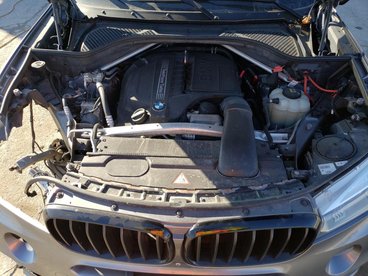 Photo 10 VIN: 5UXKR0C54G0P33568 - BMW X5 