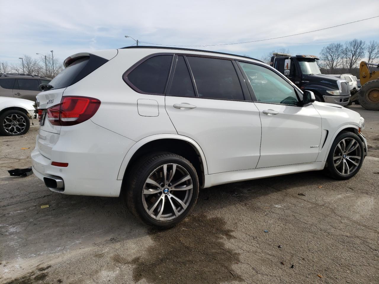 Photo 2 VIN: 5UXKR0C55G0P29965 - BMW X5 