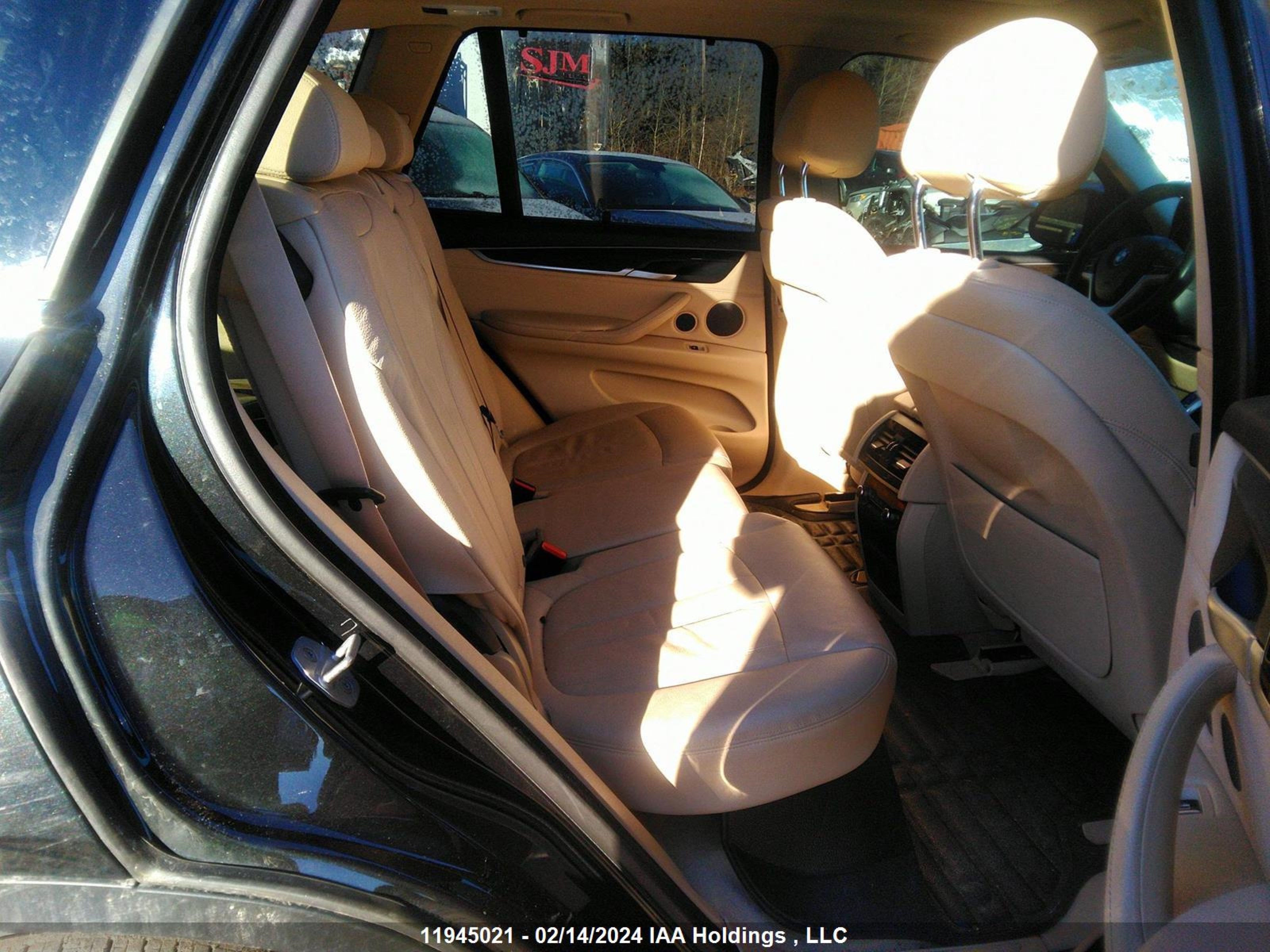 Photo 7 VIN: 5UXKR0C55G0S87706 - BMW X5 