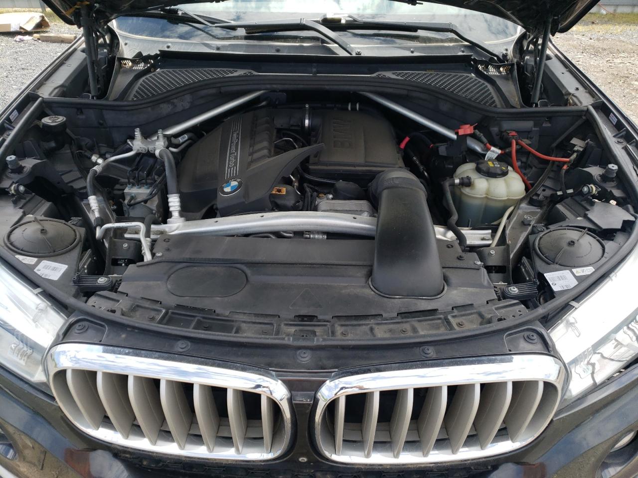 Photo 11 VIN: 5UXKR0C55H0U55572 - BMW X5 