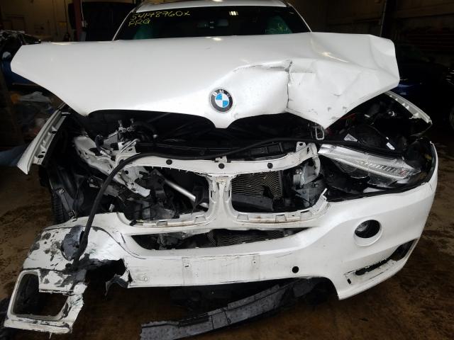 Photo 8 VIN: 5UXKR0C55J0X99943 - BMW X5 