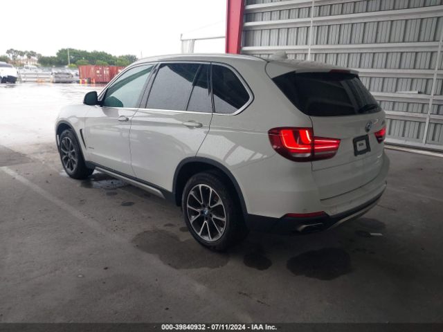 Photo 2 VIN: 5UXKR0C55JL077340 - BMW X5 