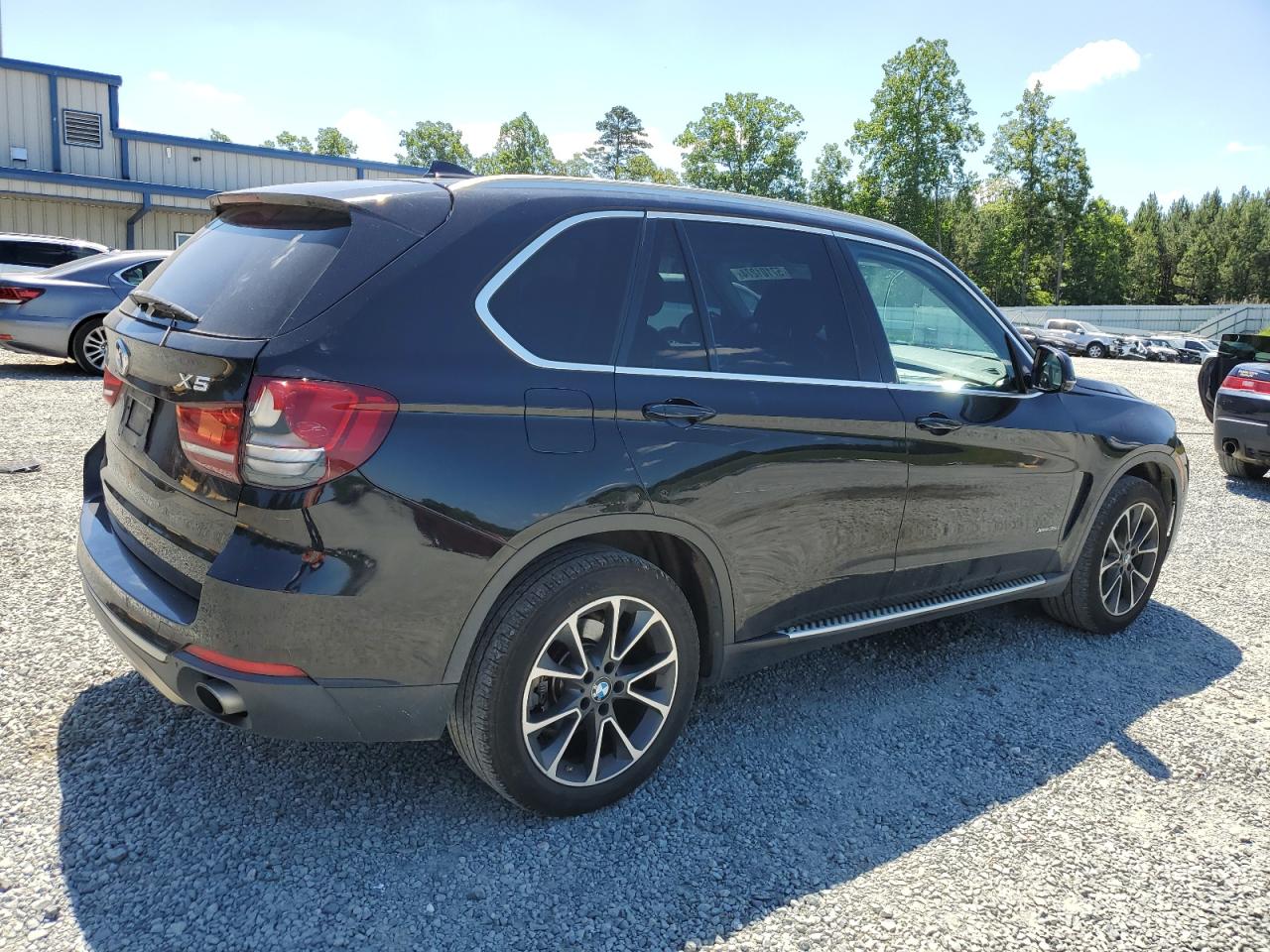 Photo 2 VIN: 5UXKR0C56F0K58195 - BMW X5 