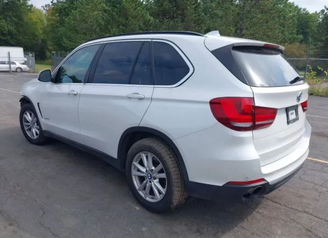 Photo 2 VIN: 5UXKR0C56F0P14101 - BMW X5 