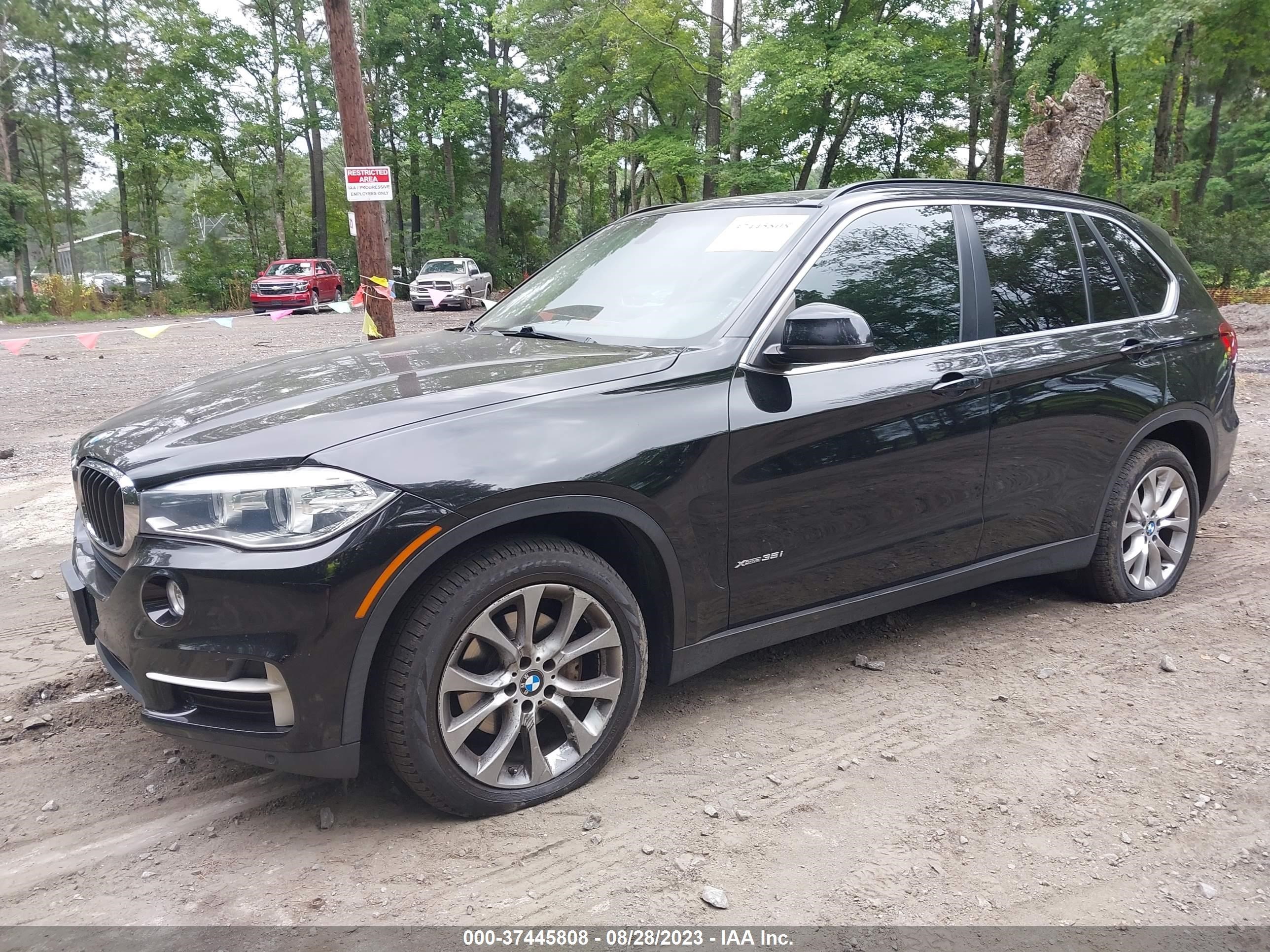 Photo 1 VIN: 5UXKR0C56G0U08131 - BMW X5 