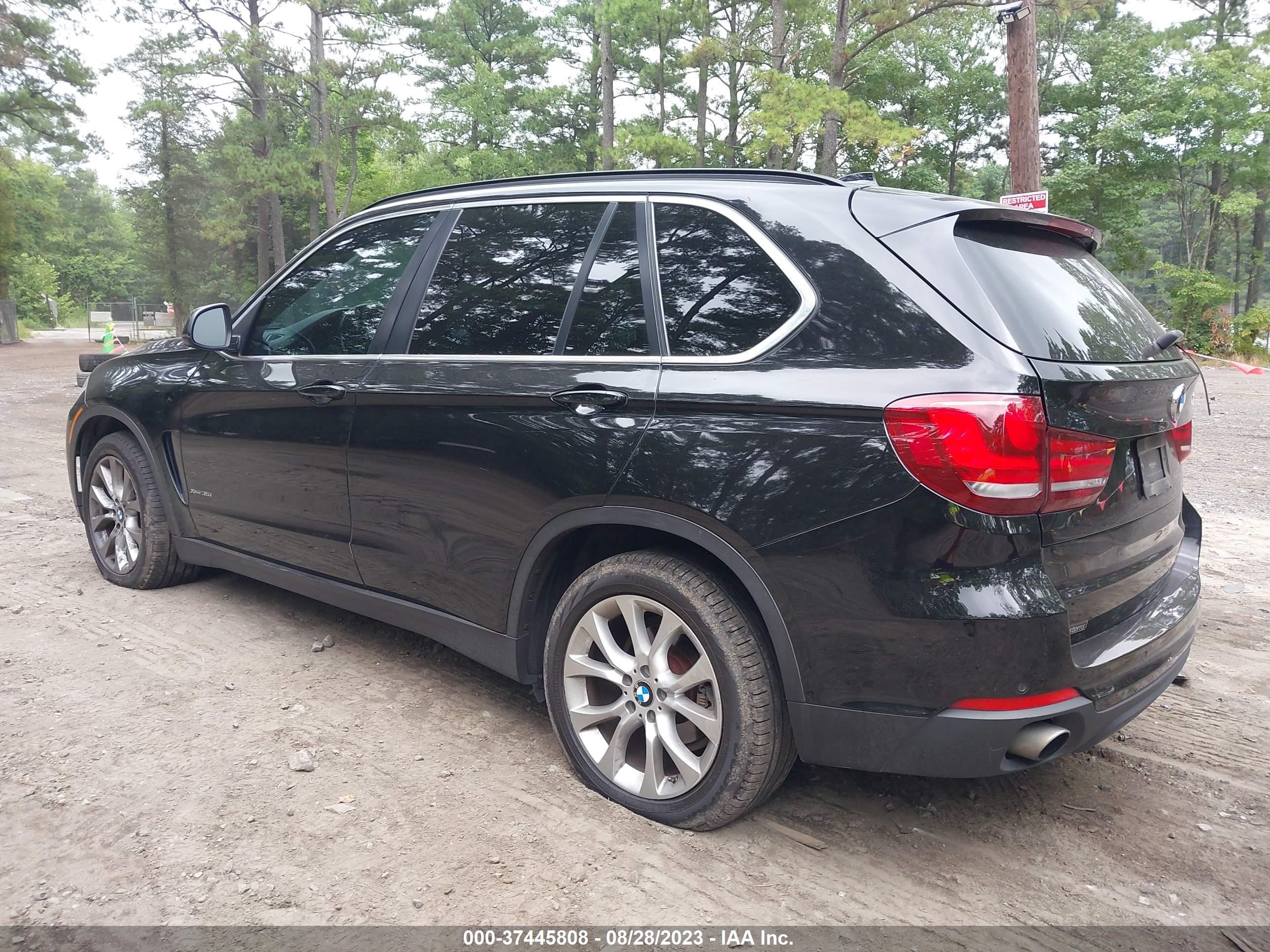 Photo 2 VIN: 5UXKR0C56G0U08131 - BMW X5 