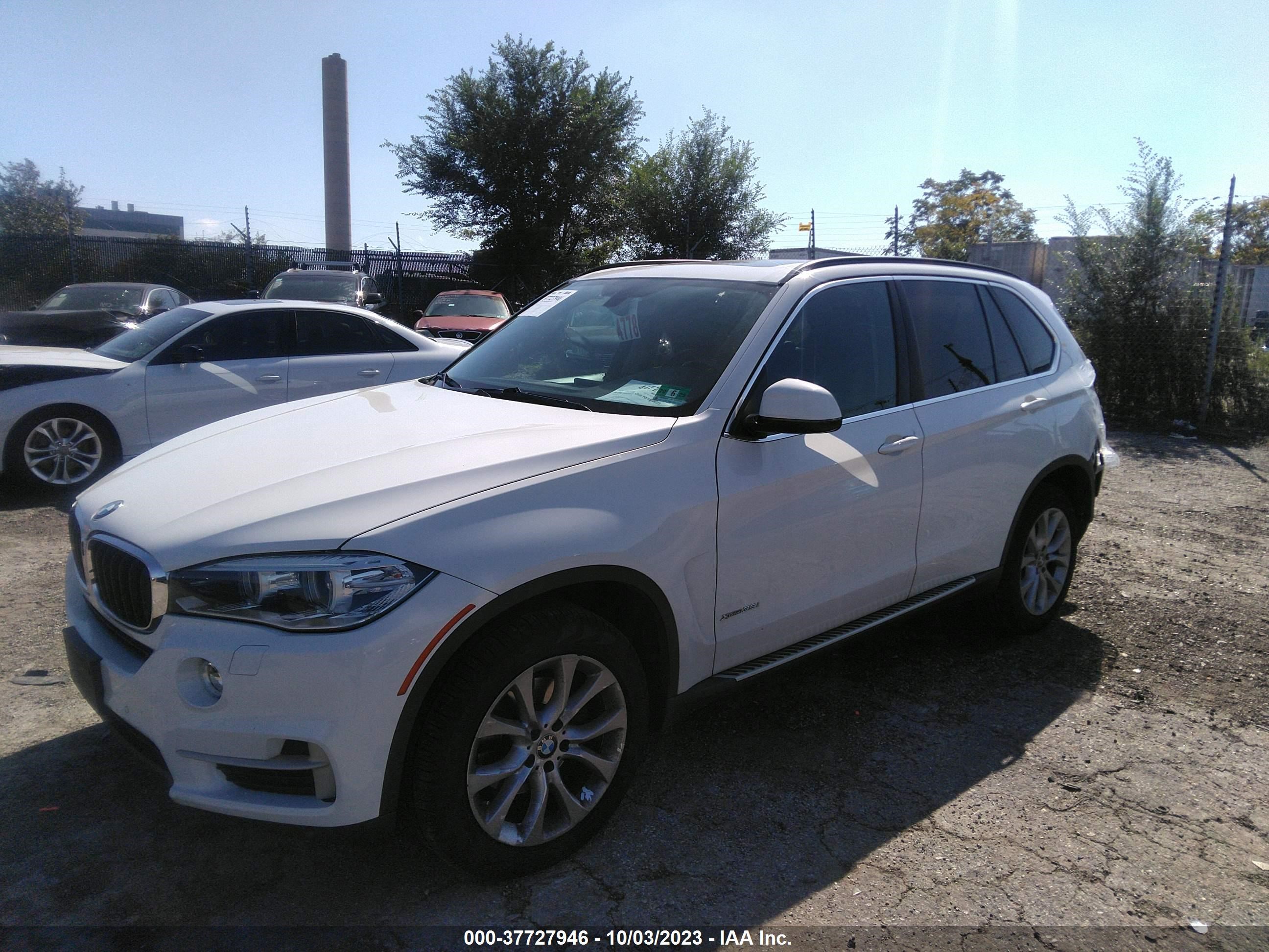 Photo 1 VIN: 5UXKR0C56G0U11675 - BMW X5 