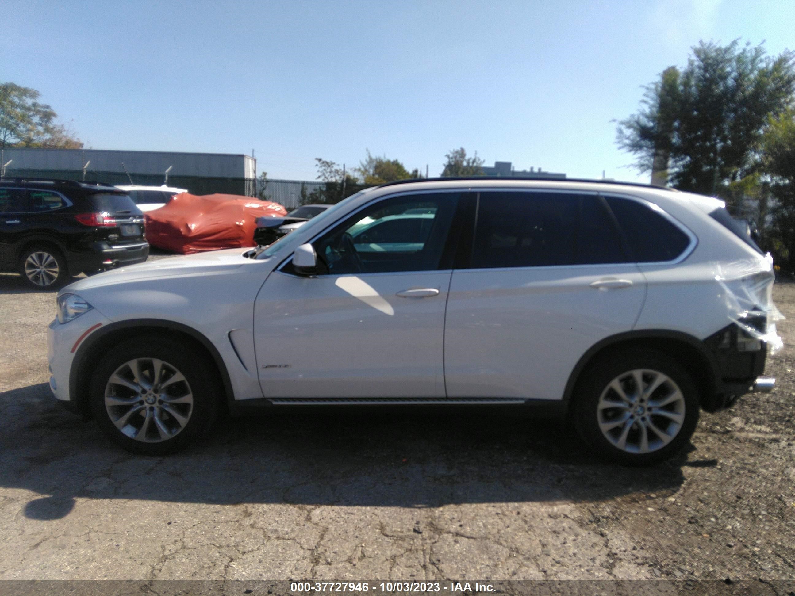 Photo 13 VIN: 5UXKR0C56G0U11675 - BMW X5 