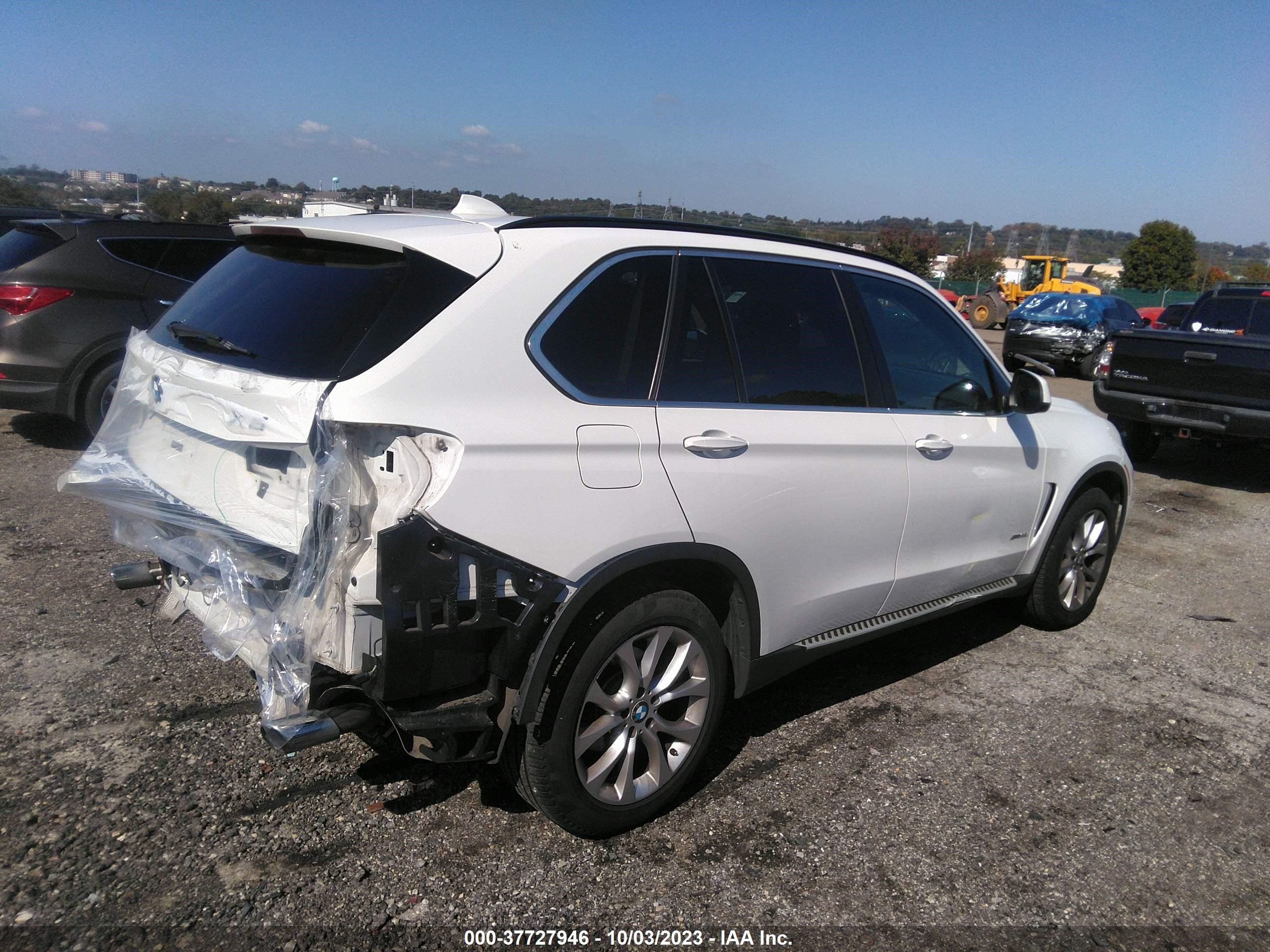 Photo 3 VIN: 5UXKR0C56G0U11675 - BMW X5 