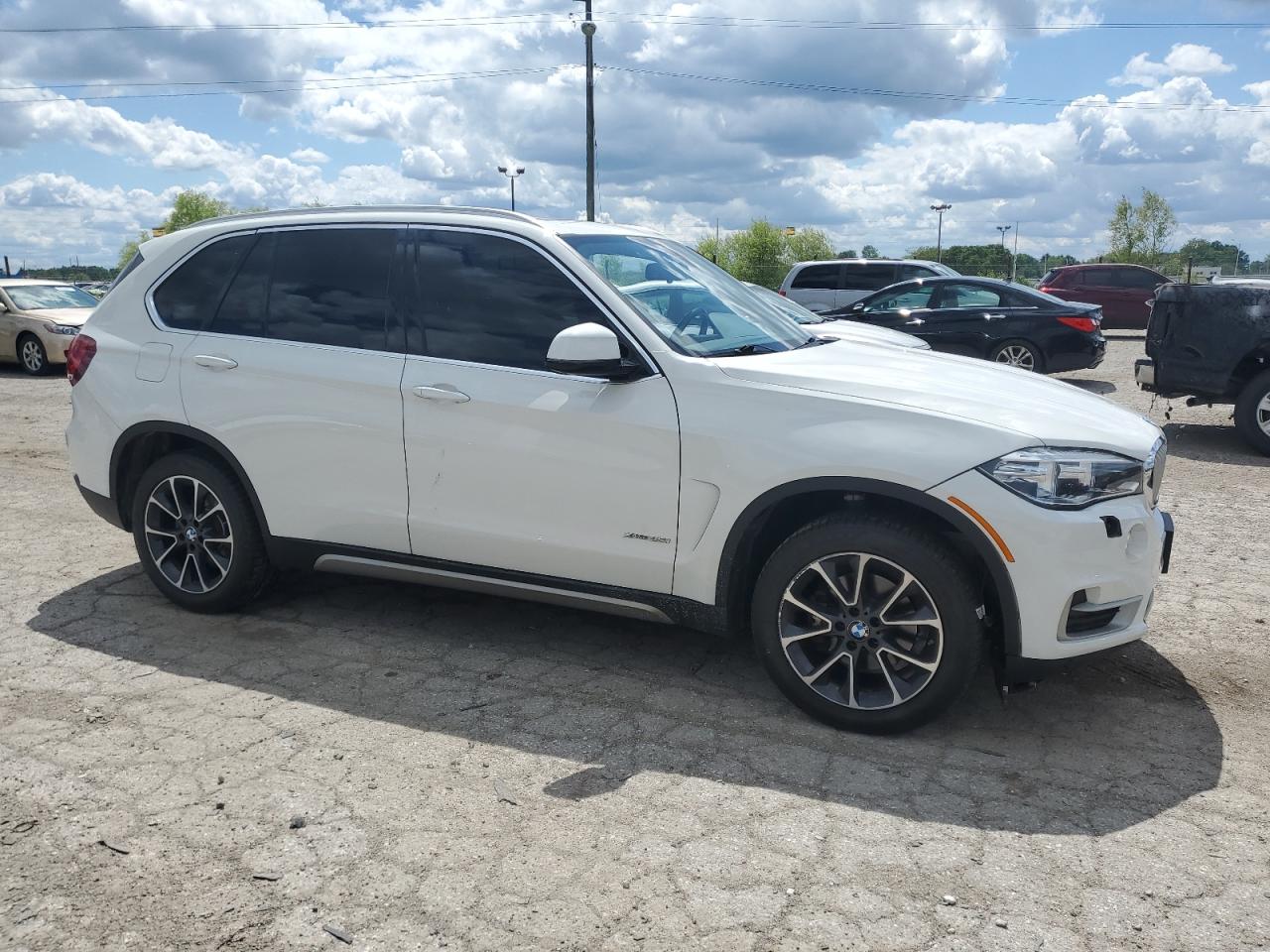 Photo 3 VIN: 5UXKR0C56H0V67040 - BMW X5 