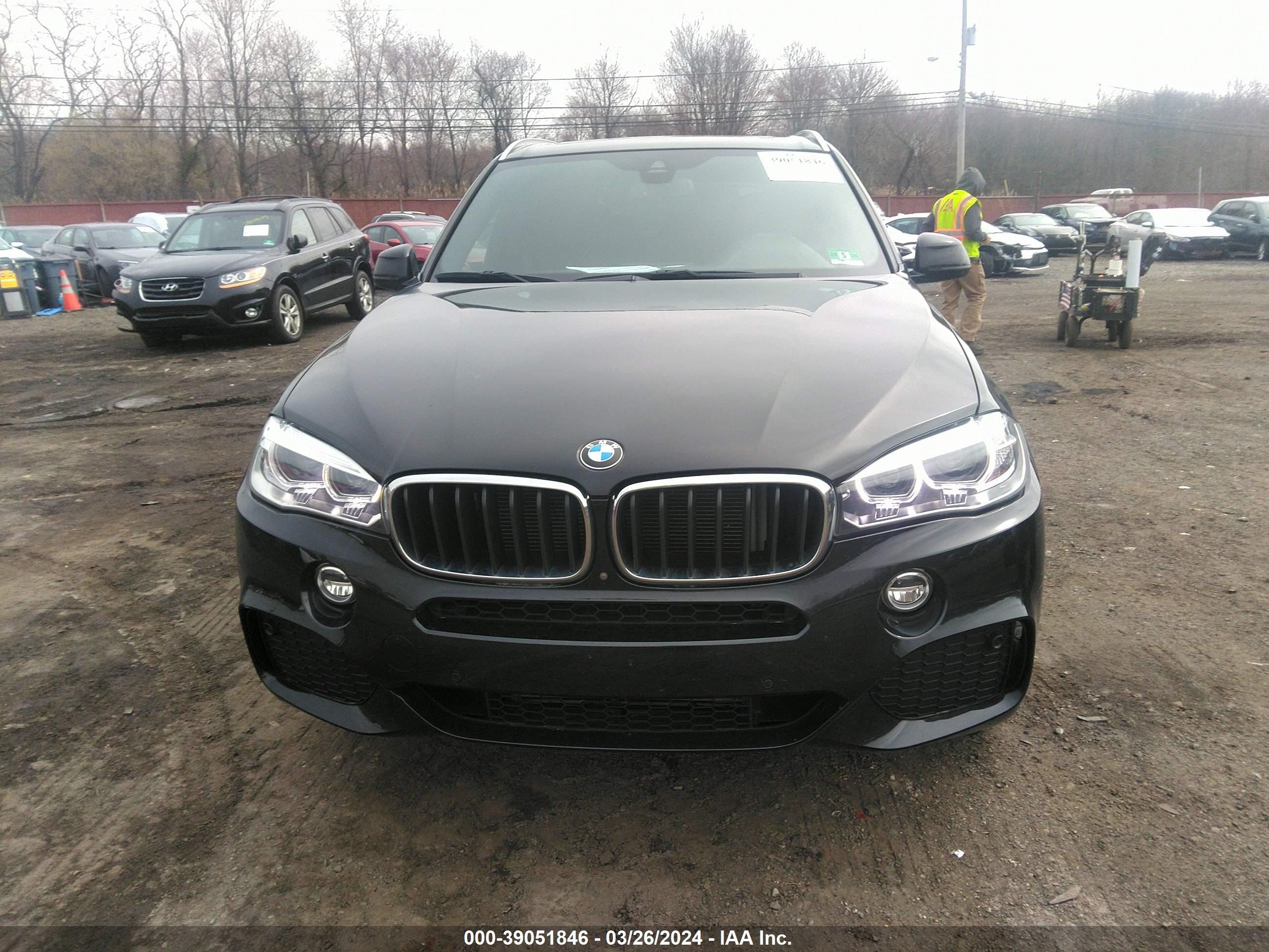 Photo 11 VIN: 5UXKR0C56J0X95769 - BMW X5 