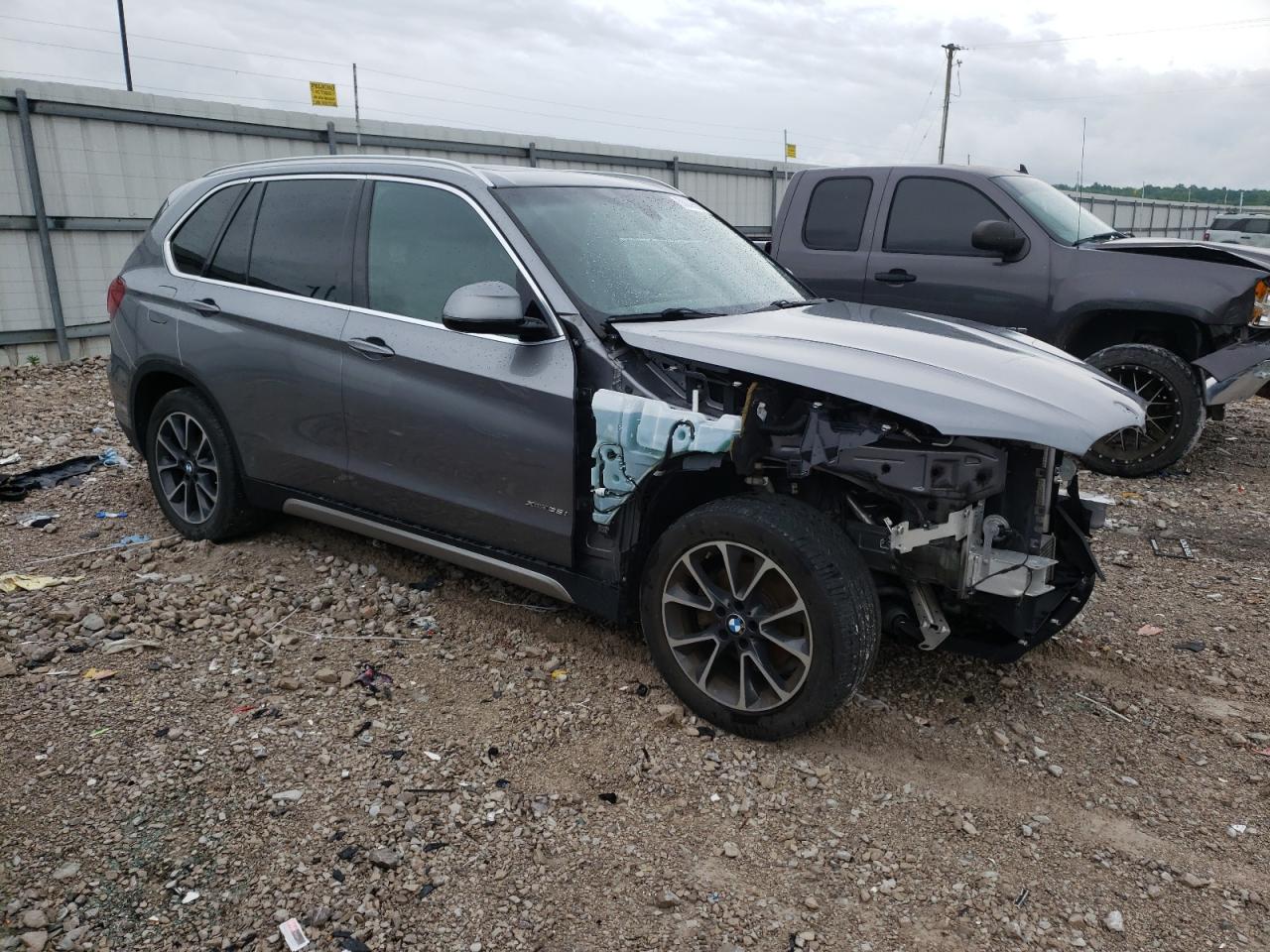 Photo 3 VIN: 5UXKR0C56J0X98719 - BMW X5 