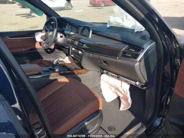 Photo 4 VIN: 5UXKR0C56J0Y04499 - BMW X5 