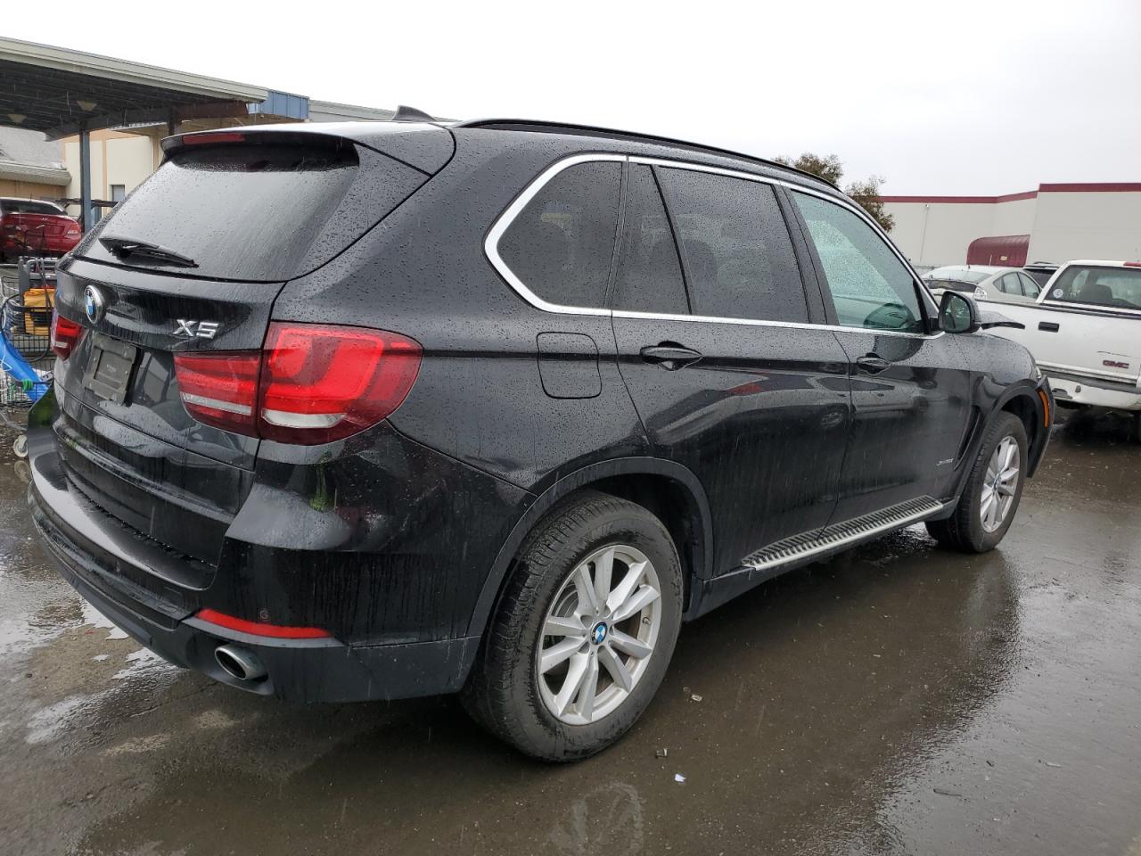 Photo 2 VIN: 5UXKR0C57E0H20247 - BMW X5 