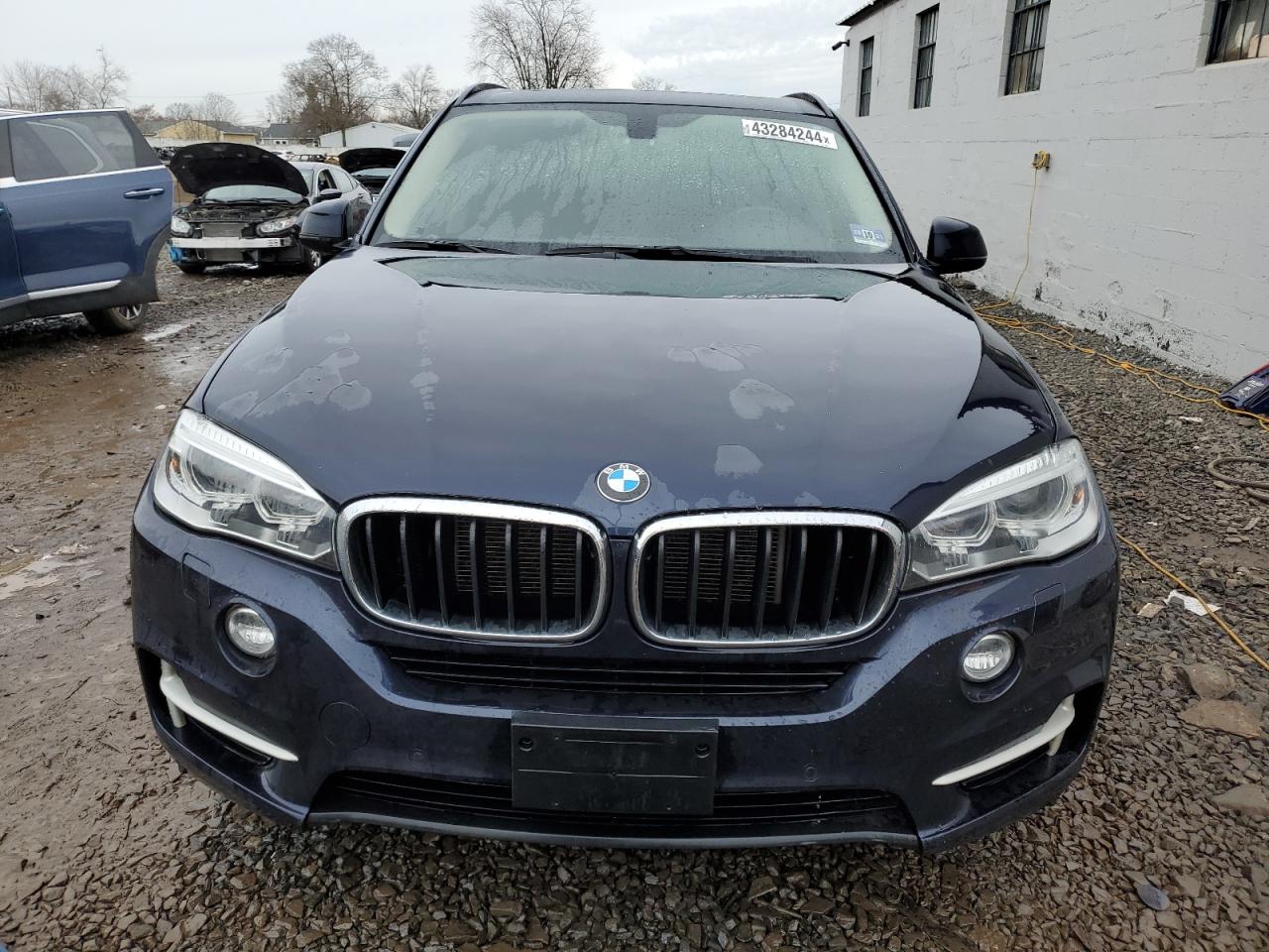 Photo 4 VIN: 5UXKR0C57F0K59324 - BMW X5 