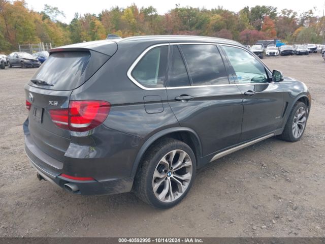 Photo 3 VIN: 5UXKR0C57F0P06900 - BMW X5 