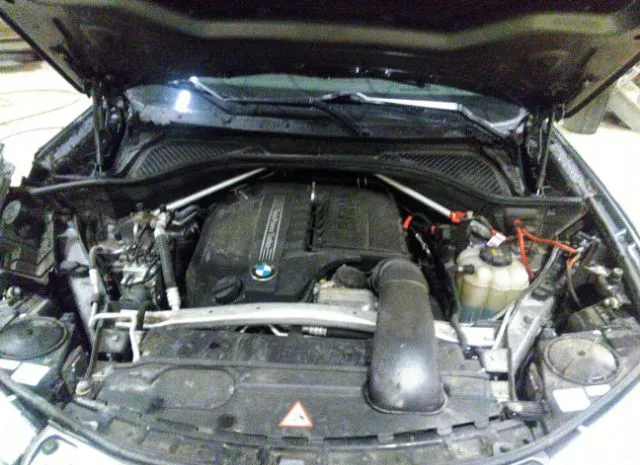 Photo 9 VIN: 5UXKR0C57G0P26873 - BMW X5 