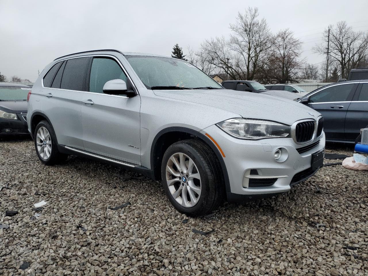 Photo 3 VIN: 5UXKR0C57G0P33130 - BMW X5 