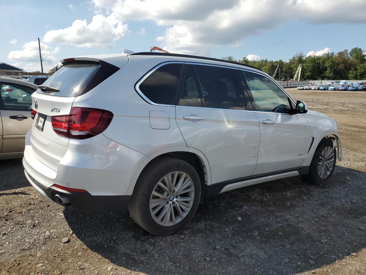 Photo 2 VIN: 5UXKR0C57G0S92597 - BMW X5 