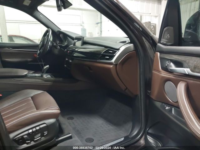 Photo 4 VIN: 5UXKR0C57JL075850 - BMW X5 