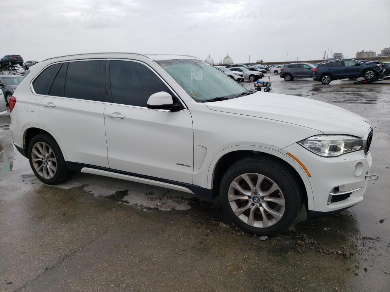 Photo 3 VIN: 5UXKR0C58F0P03777 - BMW X5 