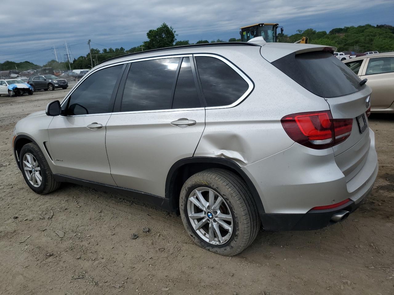 Photo 1 VIN: 5UXKR0C58F0P10714 - BMW X5 