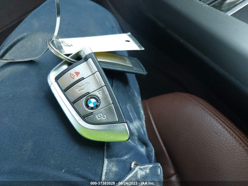 Photo 10 VIN: 5UXKR0C58F0P11202 - BMW X5 