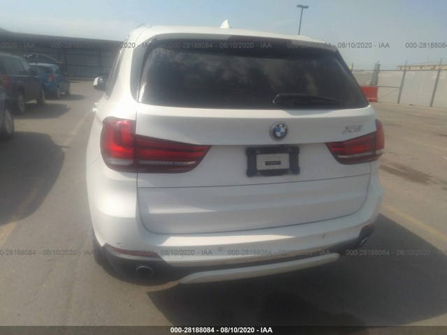 Photo 5 VIN: 5UXKR0C58F0P16562 - BMW X5 