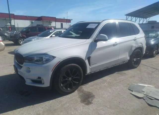 Photo 1 VIN: 5UXKR0C58G0P28096 - BMW X5 