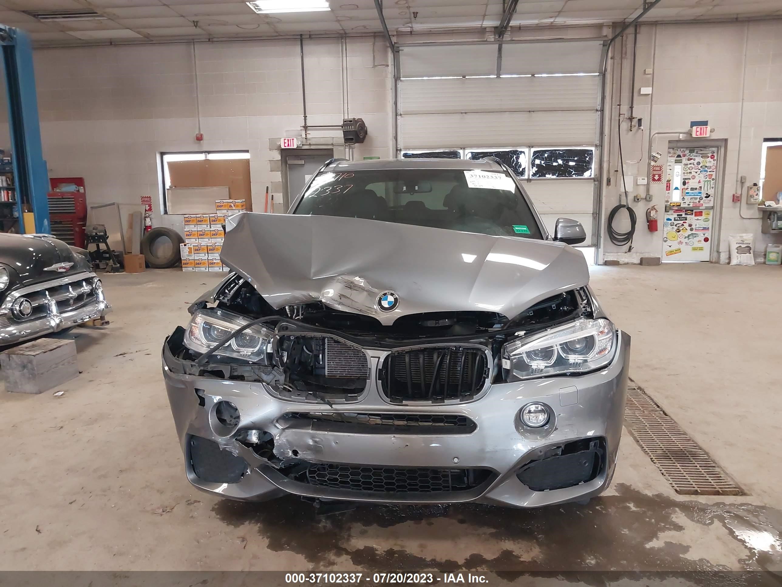 Photo 5 VIN: 5UXKR0C58G0S89210 - BMW X5 