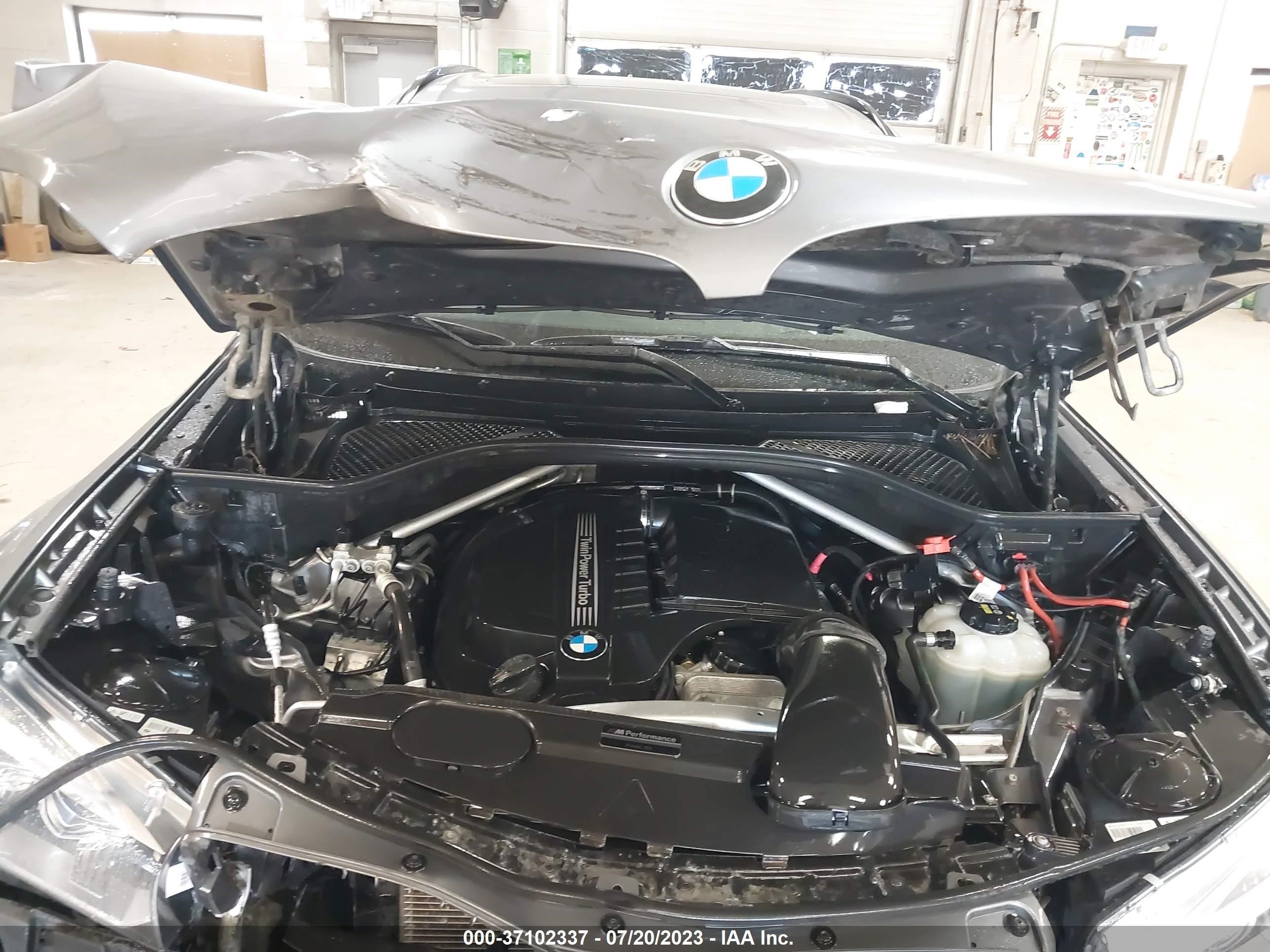 Photo 9 VIN: 5UXKR0C58G0S89210 - BMW X5 