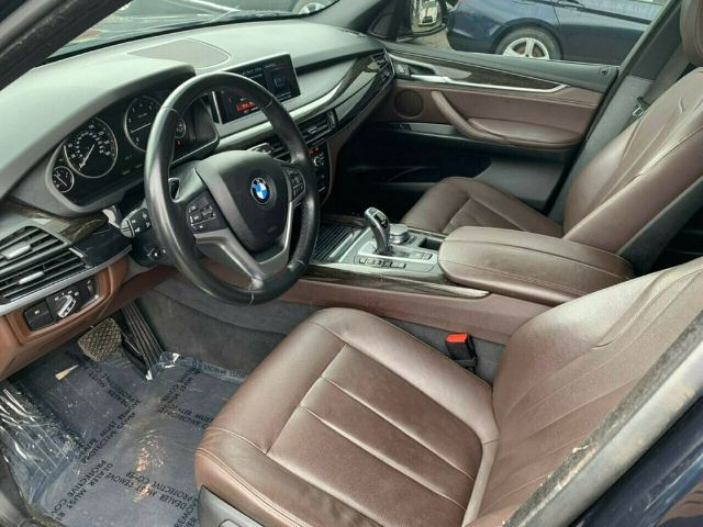 Photo 7 VIN: 5UXKR0C58J0X96275 - BMW X5 