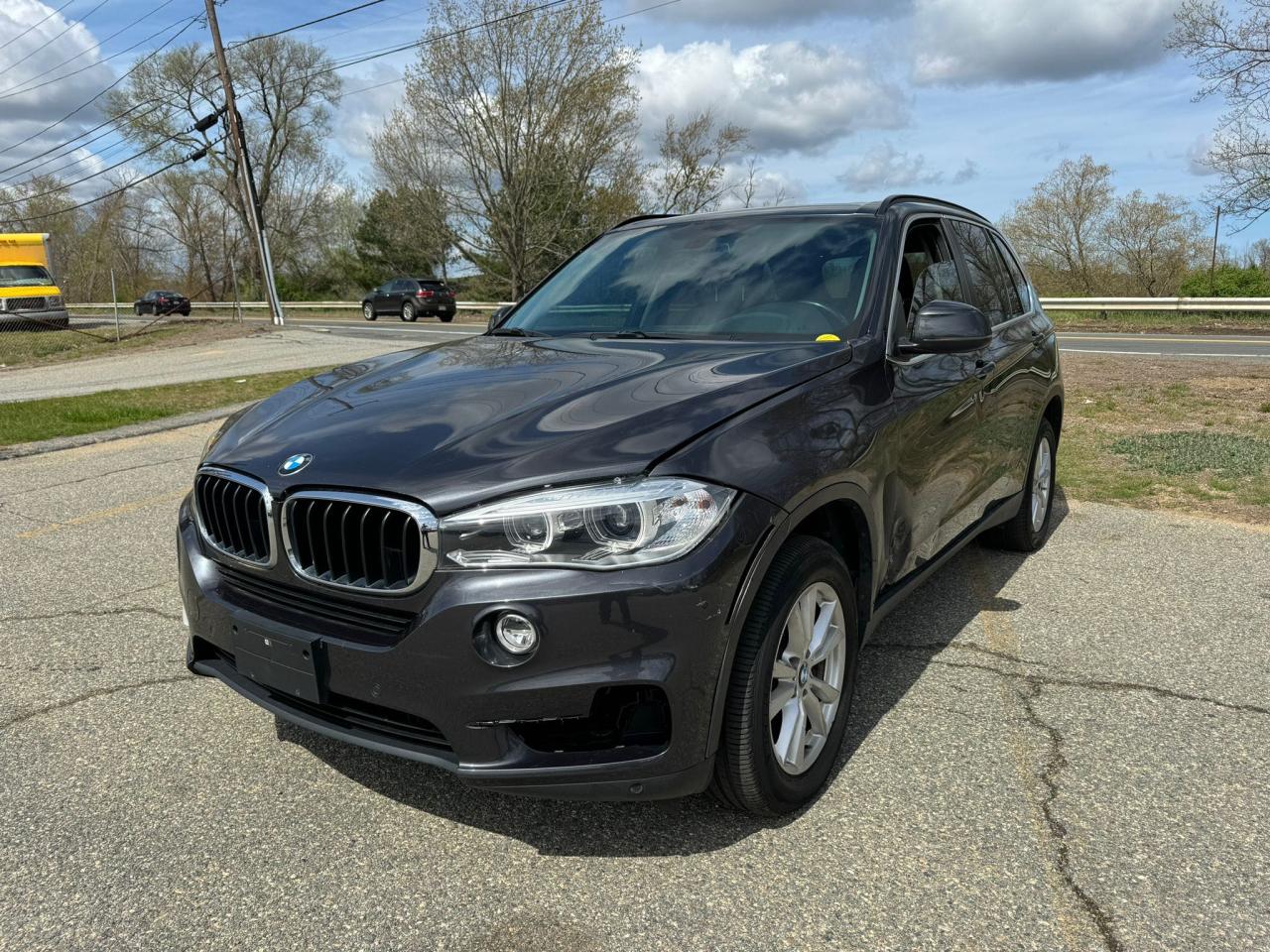 Photo 1 VIN: 5UXKR0C59F0K68896 - BMW X5 