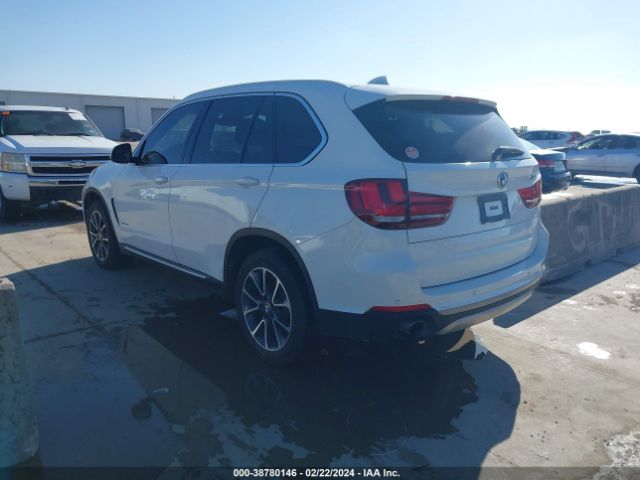 Photo 2 VIN: 5UXKR0C59F0P00550 - BMW X5 