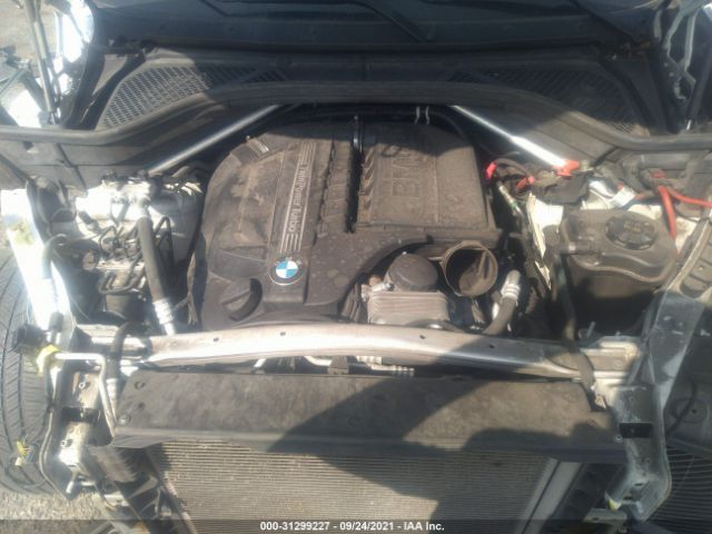 Photo 9 VIN: 5UXKR0C59F0P03075 - BMW X5 