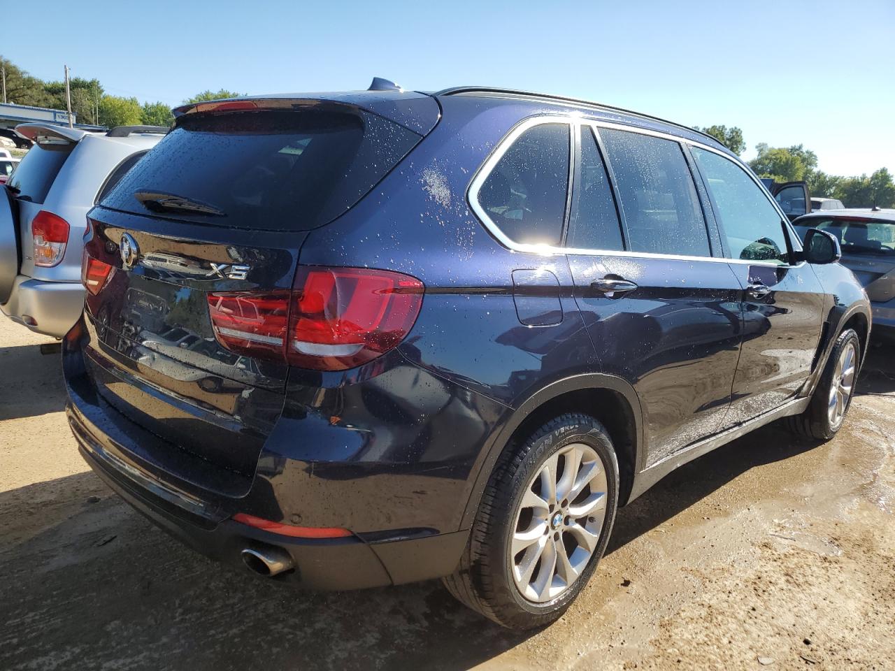 Photo 2 VIN: 5UXKR0C59G0P21318 - BMW X5 