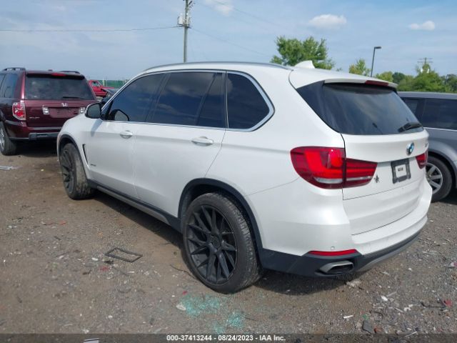 Photo 2 VIN: 5UXKR0C59JL075607 - BMW X5 