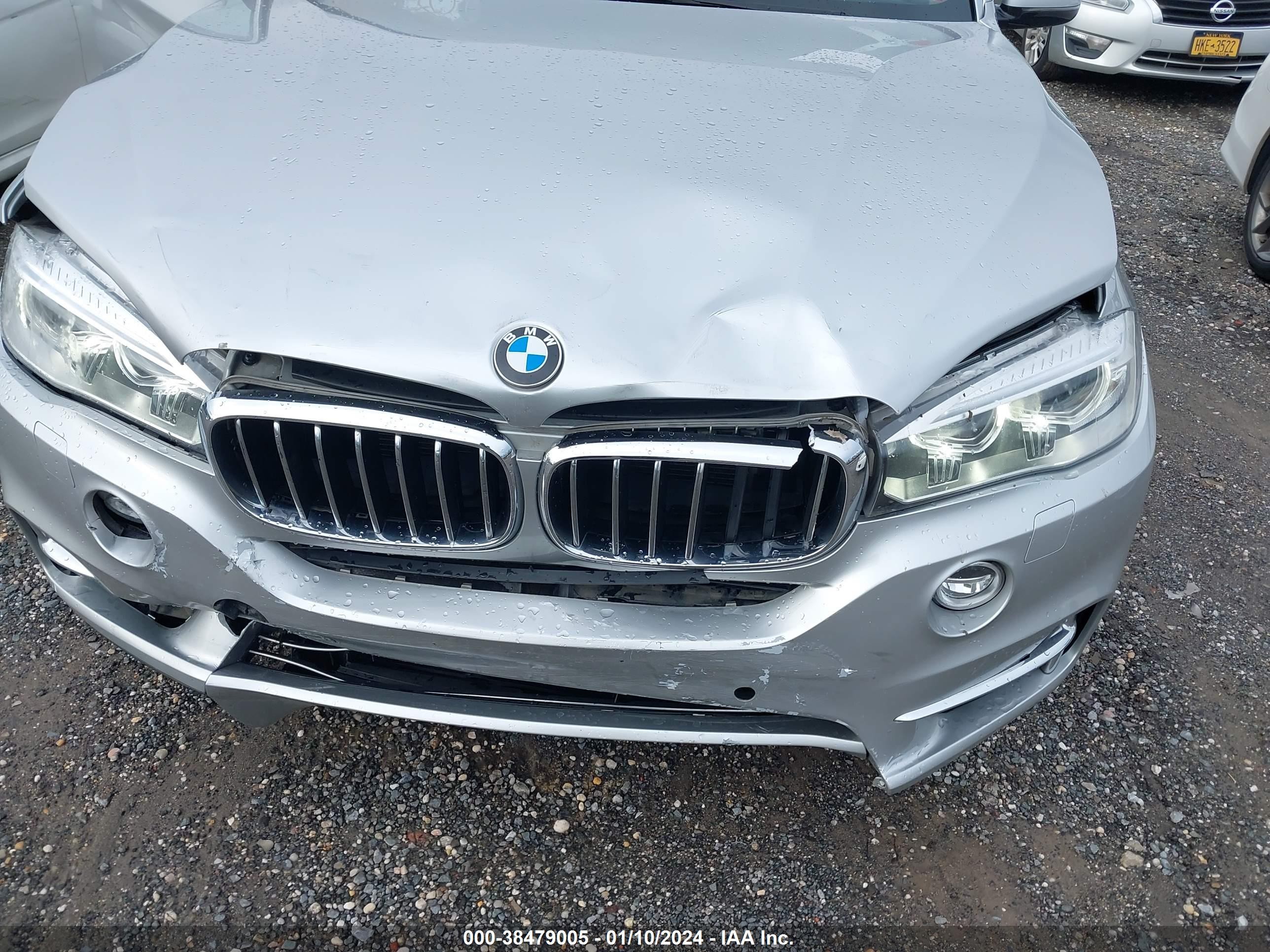 Photo 1 VIN: 5UXKR0C5XE0K43844 - BMW X5 