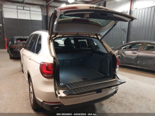 Photo 2 VIN: 5UXKR0C5XF0P00038 - BMW X5 