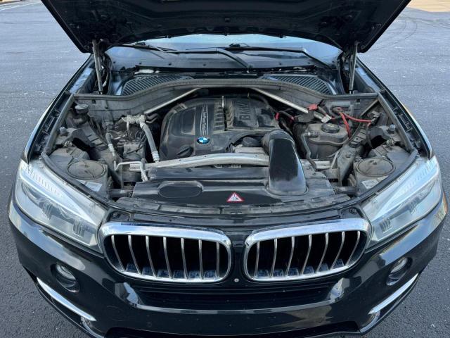 Photo 6 VIN: 5UXKR0C5XF0P04722 - BMW X5 