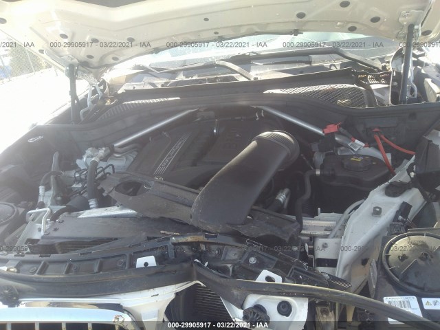 Photo 9 VIN: 5UXKR0C5XF0P17910 - BMW X5 