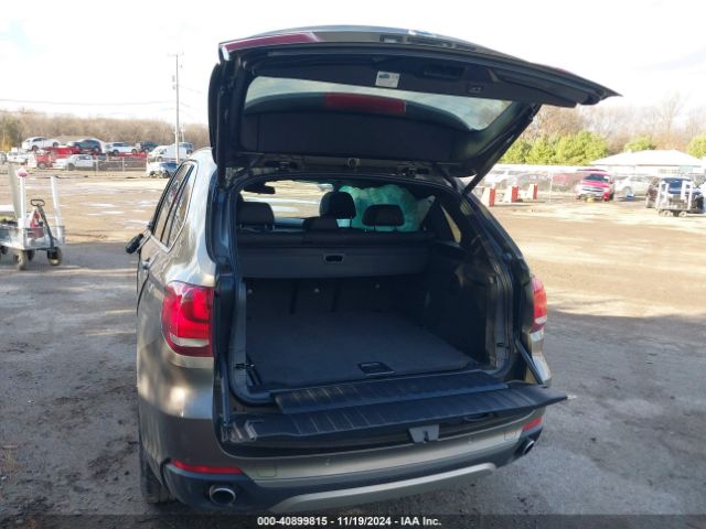 Photo 2 VIN: 5UXKR0C5XH0U52828 - BMW X5 