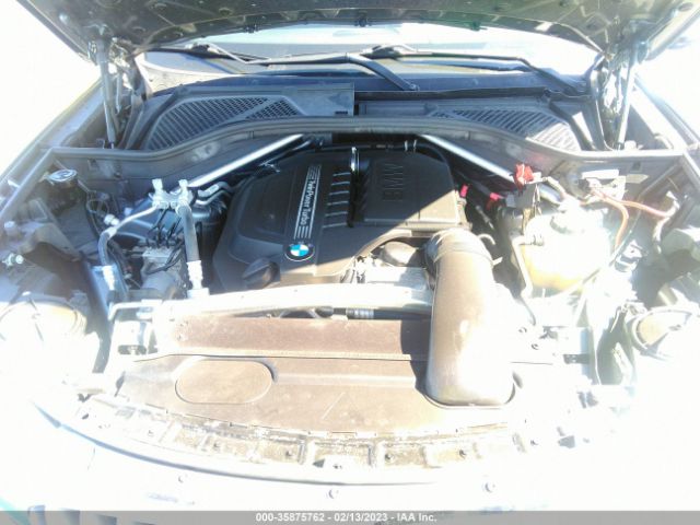 Photo 9 VIN: 5UXKR0C5XH0U54854 - BMW X5 