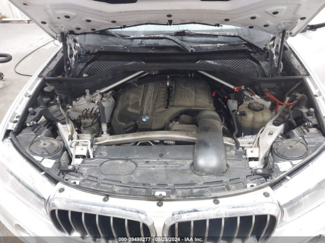 Photo 9 VIN: 5UXKR0C5XH0V68434 - BMW X5 