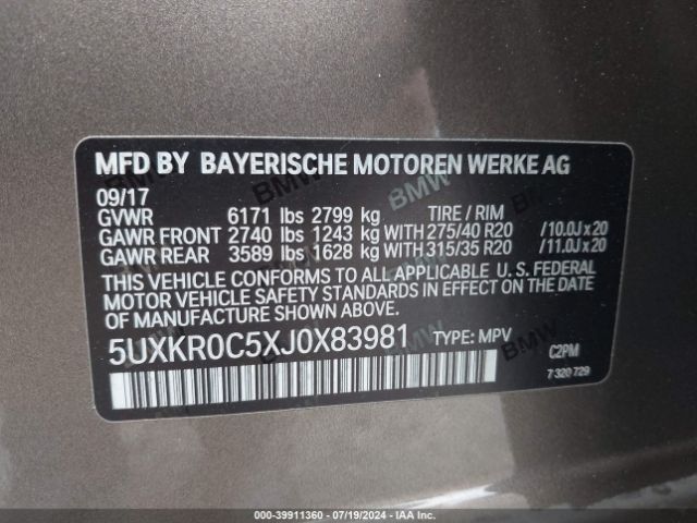 Photo 8 VIN: 5UXKR0C5XJ0X83981 - BMW X5 