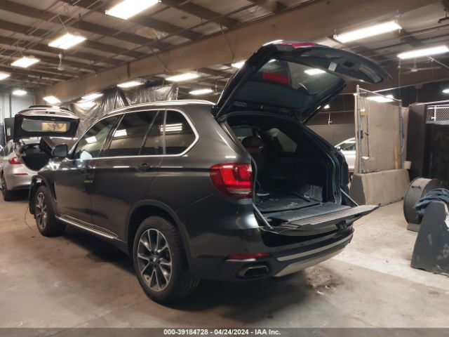 Photo 2 VIN: 5UXKR0C5XJ0Y02027 - BMW X5 