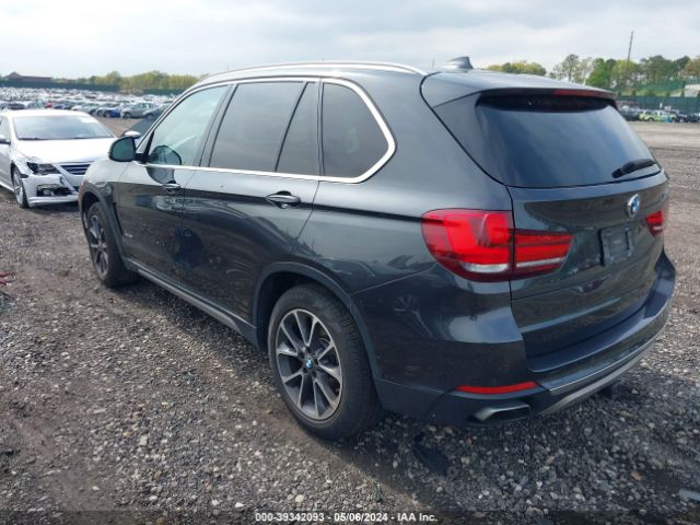 Photo 2 VIN: 5UXKR0C5XJ0Y04022 - BMW X5 