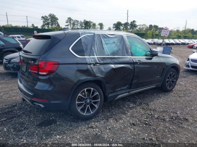 Photo 3 VIN: 5UXKR0C5XJ0Y04022 - BMW X5 